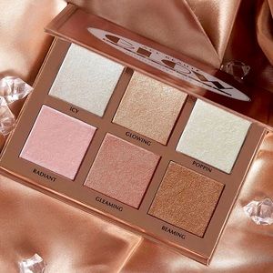 Ace Beautē Glow Essentials Highlighter Palette